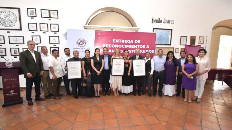 Visitantes distinguidos, miembros de la Universidad de Salamanca