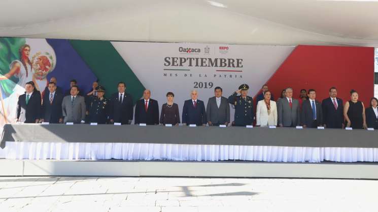 Inicia IEEPO “Septiembre, Mes de la Patria 2019”