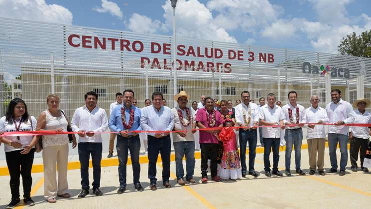 Inaugura Donato Casas Escamilla Centro de Salud de Palomares