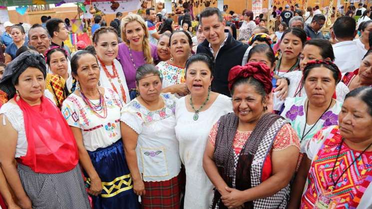 Caravana DIF en la región de la Cuenca del Papaloapan