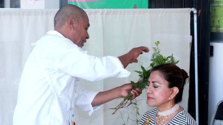 Inicia Primera Feria de la Medicina Tradicional y Complementaria,