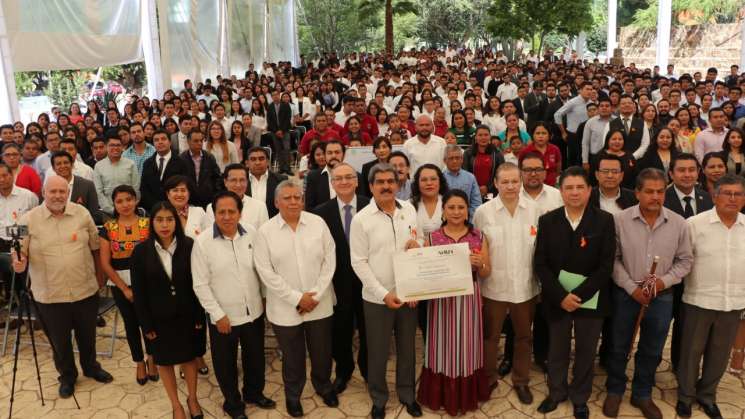 Recibe UTVCO Premio SEP-ANUT