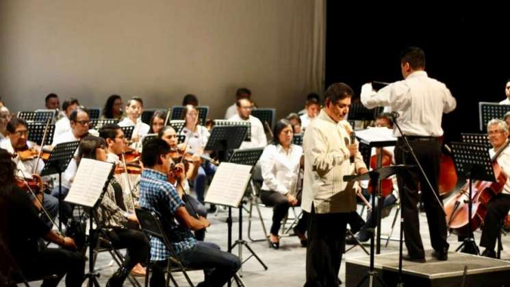 Brinda Orquesta Sinfónica de Oaxaca concierto a infantes