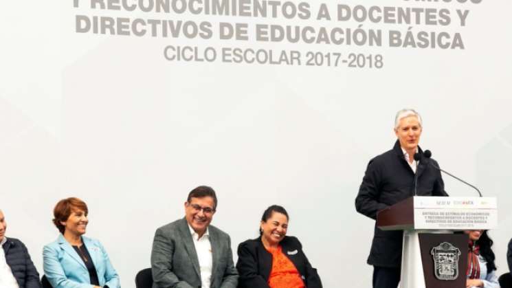 Anuncian cien mil basificaciones para maestros