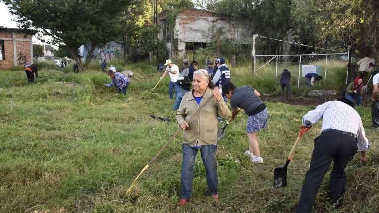 Limpian espacios comunes en el 8vo. Tequio Ciudadano