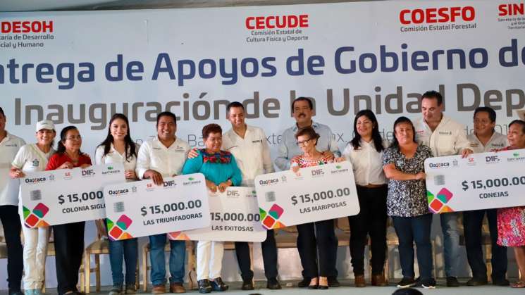 Entrega AMH más de 51 mdp en obras y apoyos para Tuxtepec