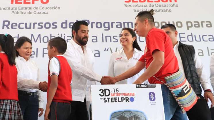 Inicia programa Vamos Juntos a la Escuela en San Pablo Huixtepec