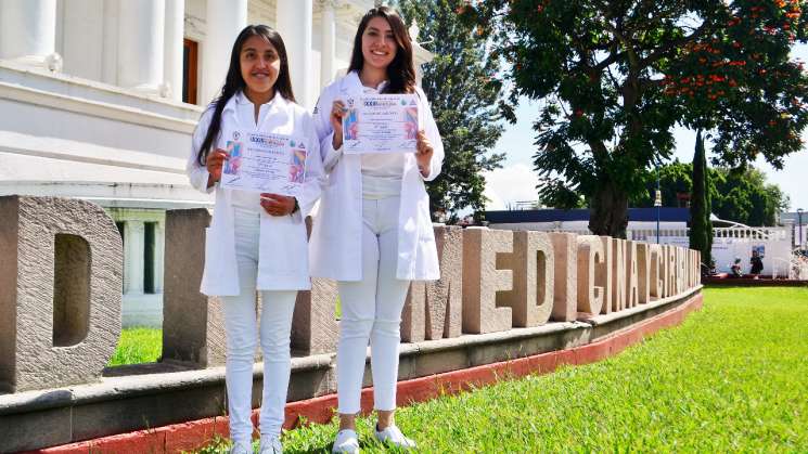 Alumnos de Uabjo ganan premio en concurso nacional de Morfologìa