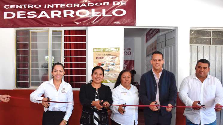 Abre puertas Centro Integrador de Desarrollo en Viguera