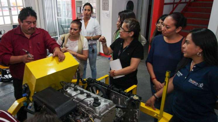 Inicia 2da etapa del Curso Mecánica de Emergencia a trabajadoras