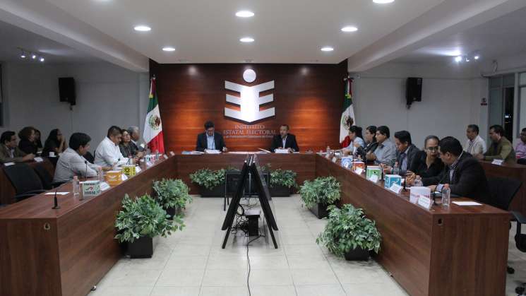 Califican asambleas electivas de municipios de sistema normativo