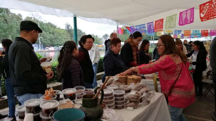 Participa Oaxaca en Festival de Chiles, Moles y Salsas en Xalapa