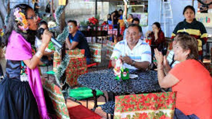 Concluye programa “Canto en mi mercado” en capital oaxaqueña