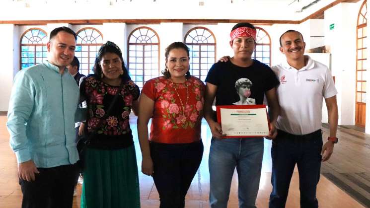 Gana estudiante del Cobao premio CASA 2019