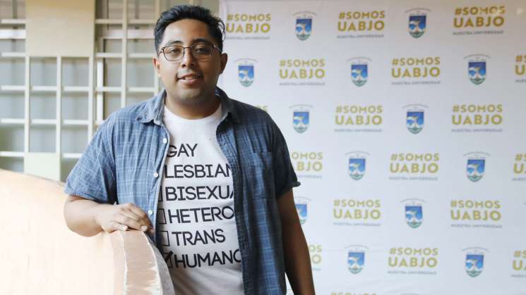  Estudiante de  UABJO realiza proyecto a favor de comunidad  LGTB