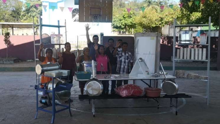 Cocinas Comedor Nutricional Comunitarios reciben insumos