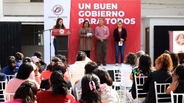 Realiza Feria de las Mujeres del Ayuntamiento capitalino