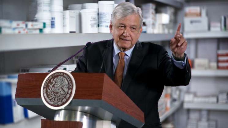 Chantaje y desinformación de empresas farmacéuticas: AMLO