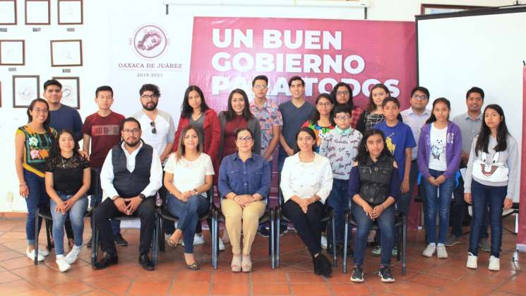 Inician talleres de oratoria para jóvenes en capital oaxaqueña