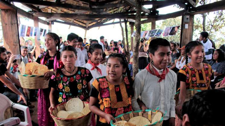 Inauguran Centro Comunitario de Nativitas Coatlán