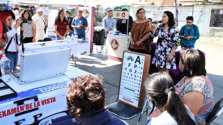  Feria de las Mujeres acerca salud gratuita al Mercado de Abastos