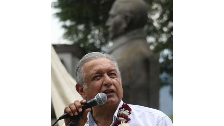 AMLO sólo convivirá con pobladores de Guelatao por coronavirus