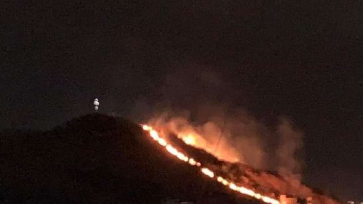 Controlan incendio en Cerro del Crestón, no hubo victimas