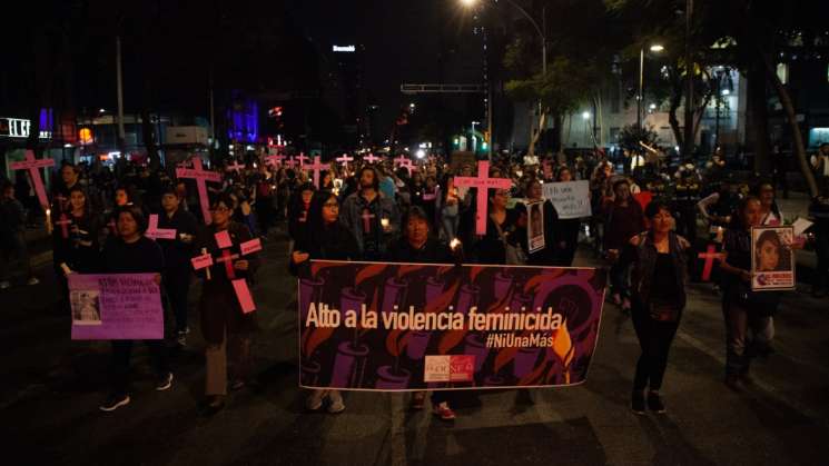 Retroceso, simplificar tipo penal de feminicidio: CDHCDMX