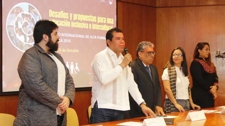 UABJO estrechó lazos de colaboración con la OEI 