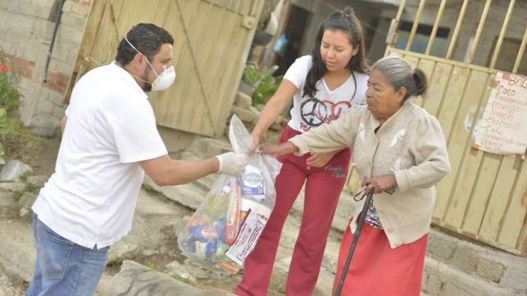 Ayuntamiento de Oaxaca apoya a familias en condición de pobreza