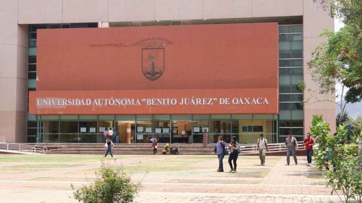 UABJO acuerda acciones regreso a actividades presenciales