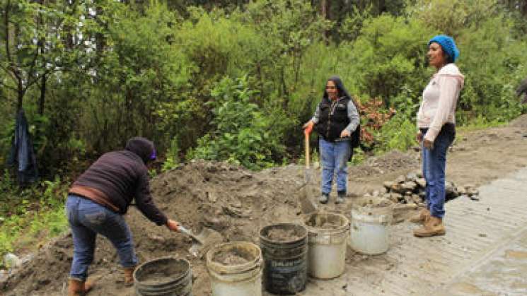 Organización comunitaria, base del éxito del programa de Caminos 