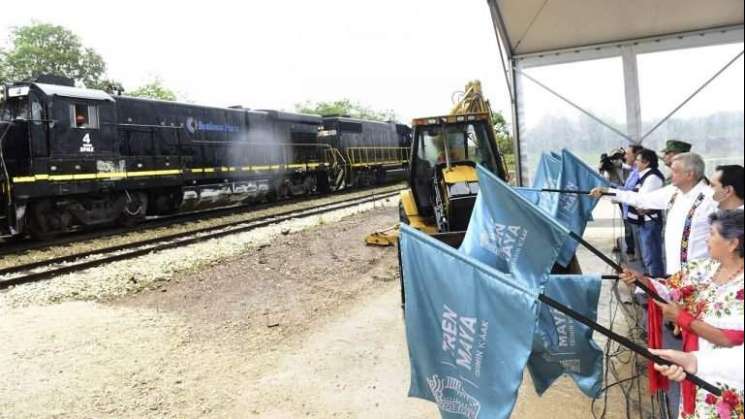 AMLO da banderazo al Tramo 3 del Tren Maya