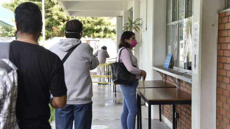  411 docentes de Secundarias Generales reciben pagos únicos 