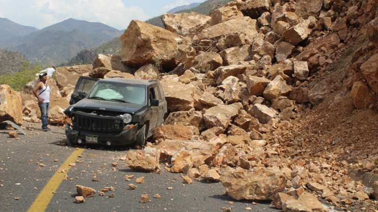 Confirma AHM 10 fallecidos por sismo en Oaxaca, supervisan daños