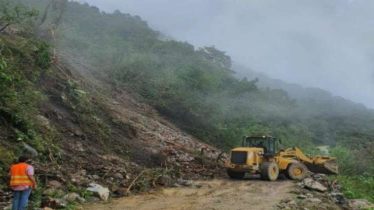 Atiende CAO carreteras afectadas por sismo