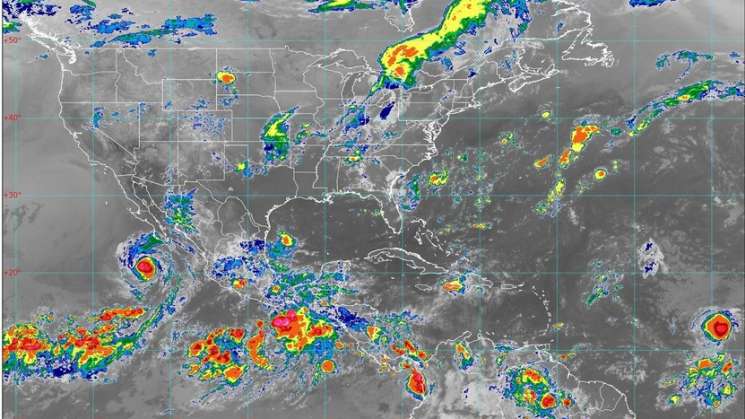  Onda tropical No. 26 provoca lluvias intensas en Oaxaca 