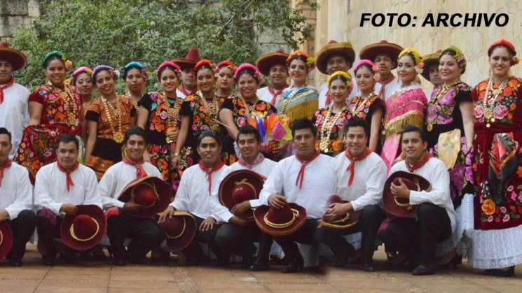 Compañía Estatal de Danza Costumbrista de Oaxaca,  promotora