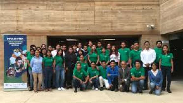 Recibe becas ingenierías en Oaxaca de Iberdrola