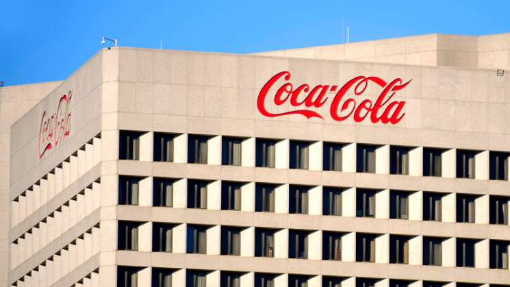 Se ampara Coca-Cola contra el etiquetado