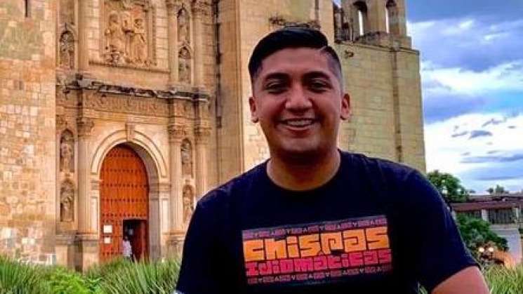 Estudiante de UABJO promueve rescate de las lenguas originarias 