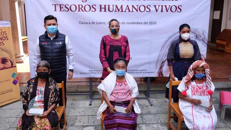 Premian a ganadoras de la Convocatoria “Tesoros Humanos Vivos”