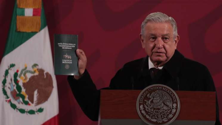 Presenta AMLO  Guía Ética para la Transformación de México