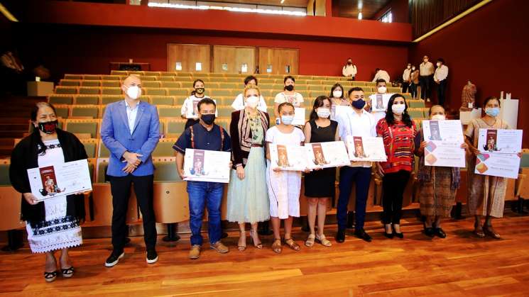 Ganadores del  Premio Estatal de Arte Popular “Benito Juárez”