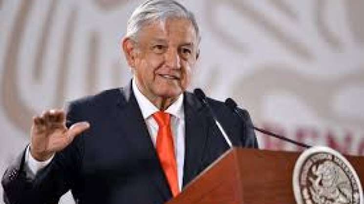 Anuncia AMLO aumento al salario mínimo del 15 por ciento