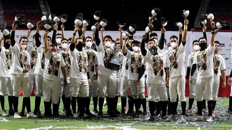 Equipo Nelson Barrera, campeón de la Copa Juntos por México