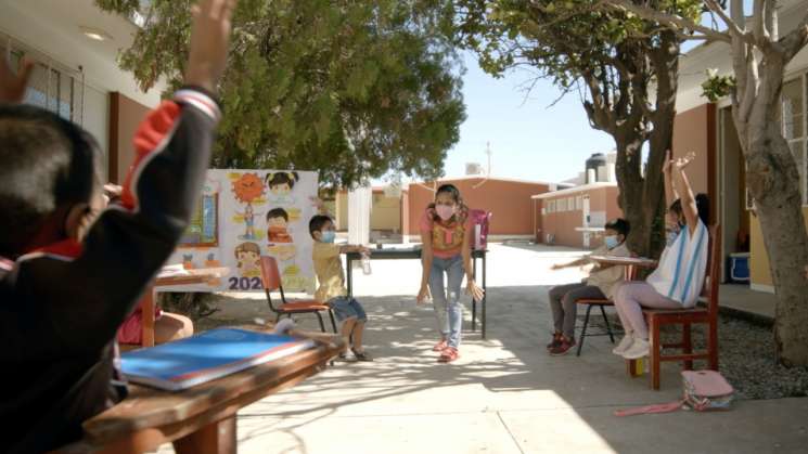 “Maestros de vida” una campaña que da certeza a educación