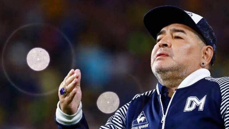 Revelan falsificación de firma de Maradona por personal medico