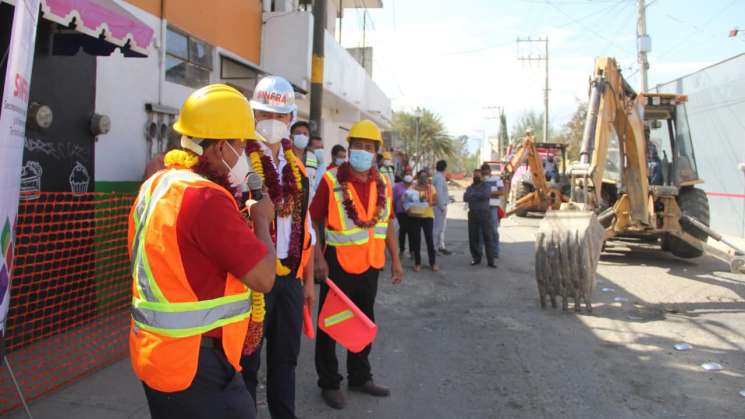 Inicia Sinfra pavimentación en tres municipio conurbados 