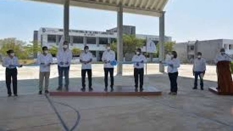 AMH entrega obras en el Istmo de Tehuantepec